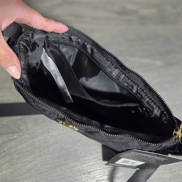 NWT Jordan Quilted Black Crossbody Bag with Gold Accent - Picture 2 of 3